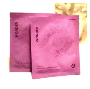 Haruharu WONDER Maqui Berry Masks - 2 pack